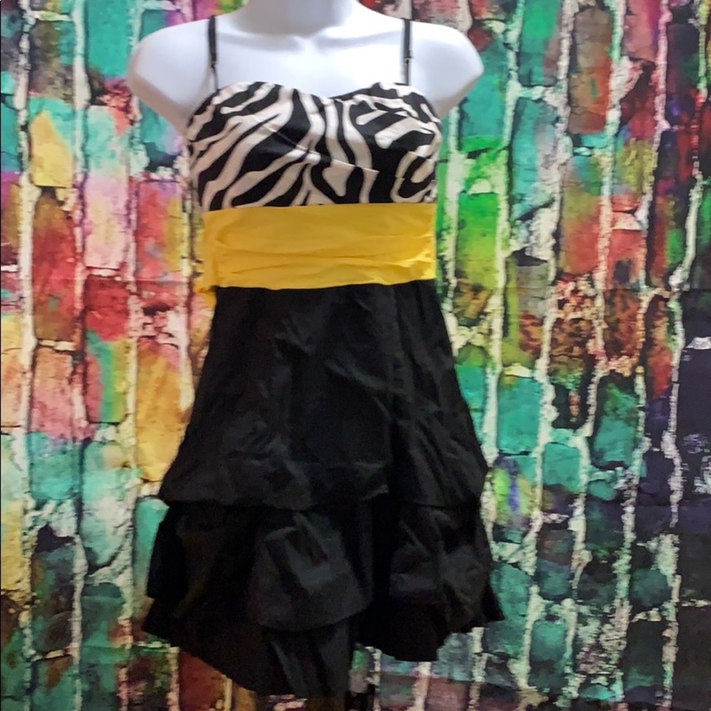 Speechless juniors size 3 short party dress new